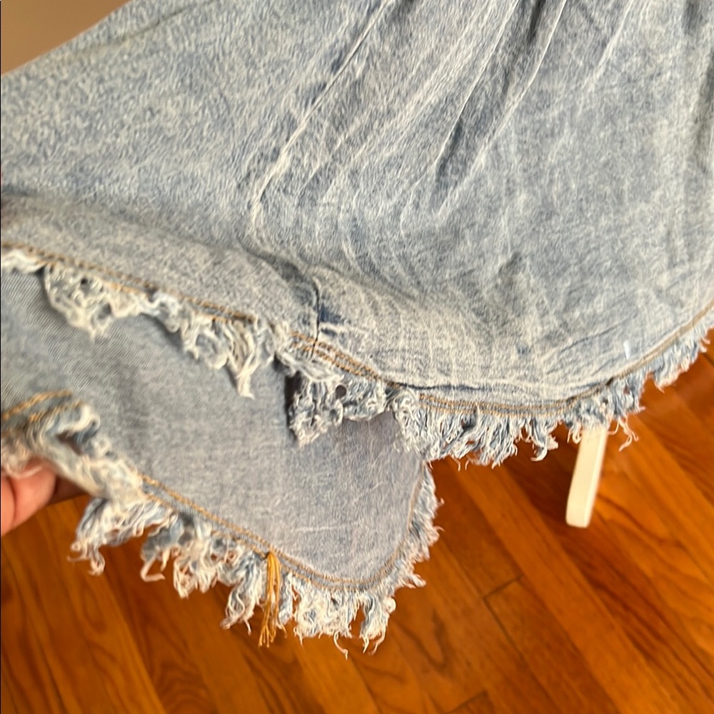 Catherine Malandrino Blue Jean like Smocked Ruffled Dress - Picture 9 of 11